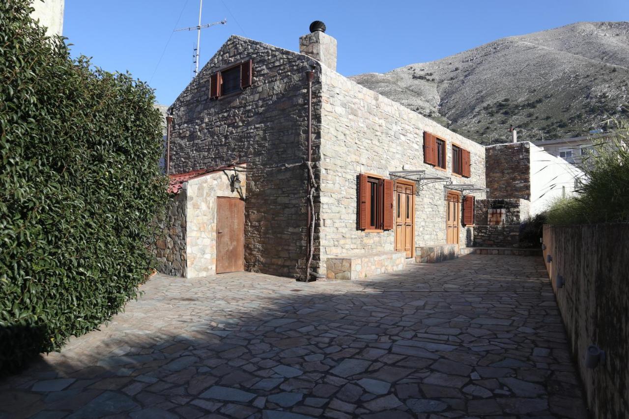Echo Traditional House - Ηχώ Παραδοσιακό Σπίτι Embonas Exterior photo